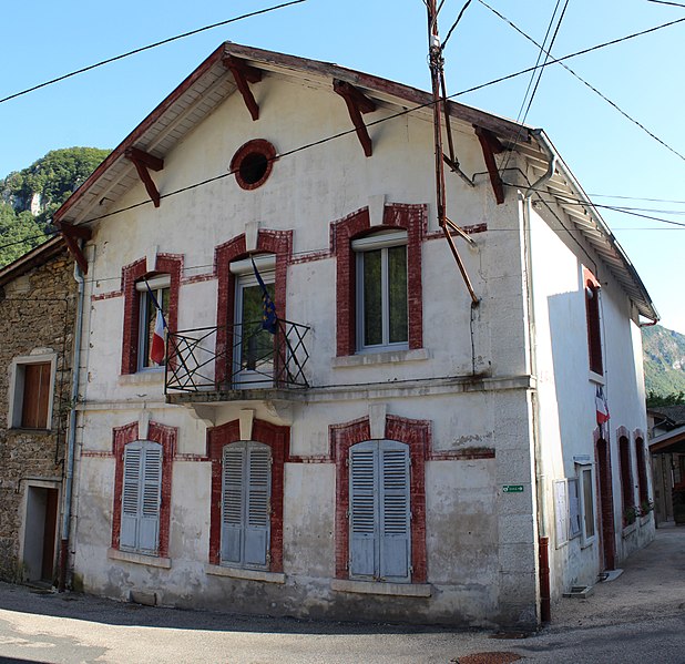 File:Mairie Chaley 1.jpg