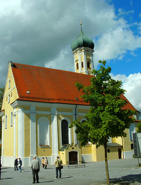 File:Maria Vesperbild (Kirche)b.JPG