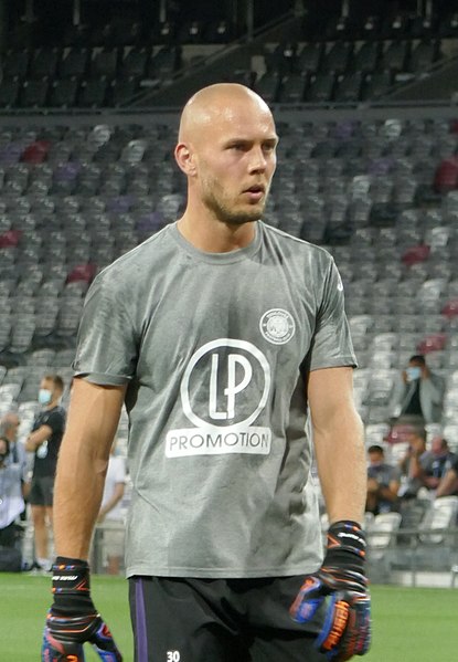 File:Maxime Dupé (2020-09-14) 2 (cropped).jpg