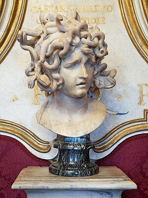 Mitología Medusa: En la mitología griega, Interpretación desde el psicoanálisis, El origen del mito dentro del contexto bélico y religioso