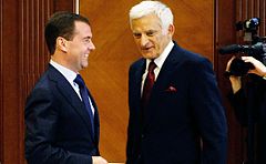 Jerzy Buzek with Russian President Dmitry Medvedev