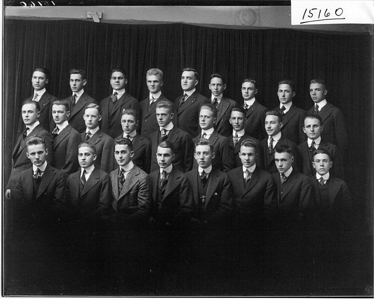 File:Miami University Delta Upsilon chapter 1915 (3190632701).jpg