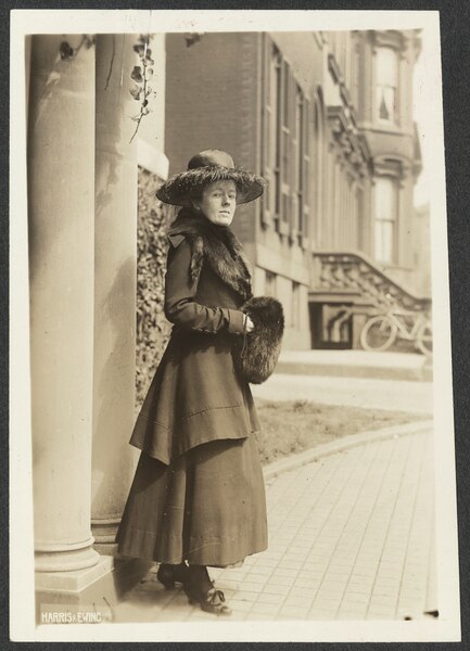 File:Miss Sallie W. Hovey, Chairman, New Hampshire National Woman's Party. Just returned from Washington where she has been lobbying recalcitrant Senators form the New England States.tif