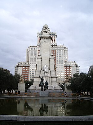 Monumento a Cervantes (Madrid) 15.jpg