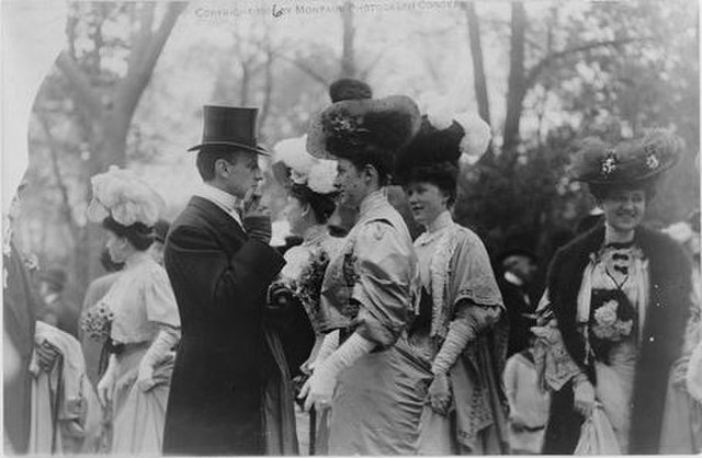 Livingston, Mrs. Alfred Gwynne Vanderbilt, and Louisa Livingston at Coaching Club event, New York City, May 11, 1906