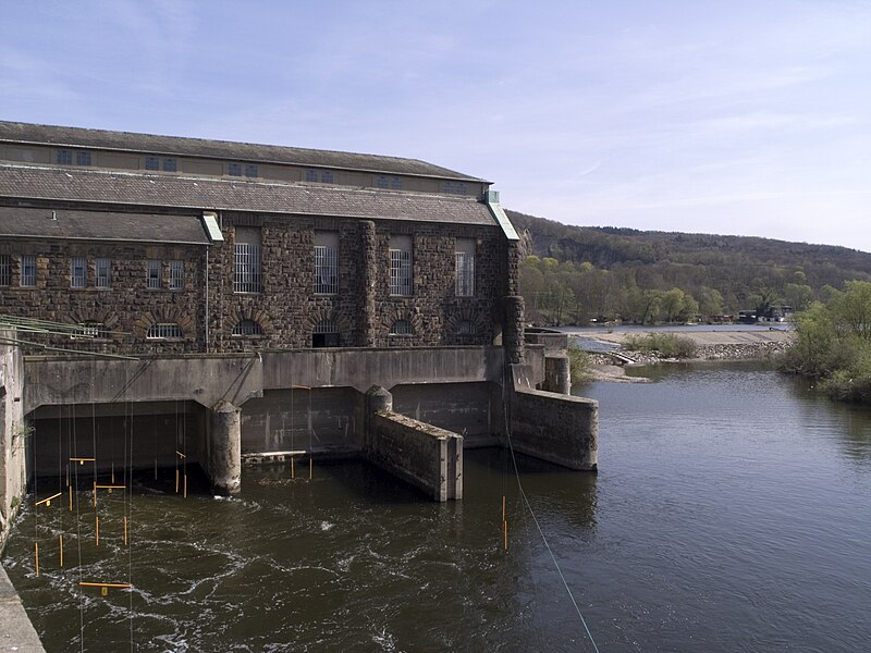 File:NRW, Witten - Hohenstein Laufwasserkraftwerk 02.jpg