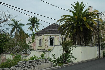 Colonial wreck, Over-the-Hill