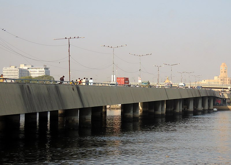 File:Native Jetty Bridge Karachi.jpg