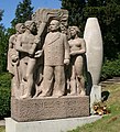 Niels Bukhs Minde, Granitskulptur, placeret på Ollerup Gymnastikhøjskole