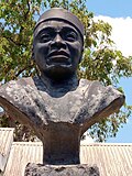 Thumbnail for File:Nnamdi Benjamin Azikiwe Sculpture.jpg