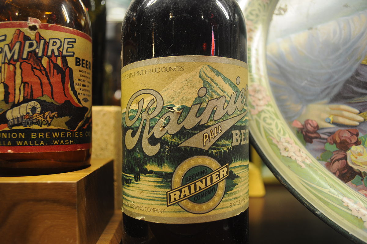 File:Old Rainier Beer bottle 01.jpg - Wikimedia Commons.