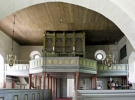 Olmstads kyrka organ.jpg