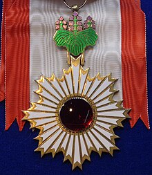 Order of the Rising Sun grand cordon badge (Japan) - Tallinn Museum of Orders.jpg