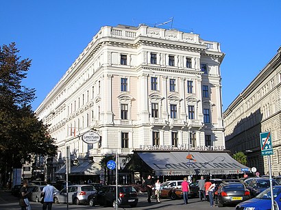 So kommt man zu Café landtmann mit den Öffentlichen - Mehr zum Ort Hier