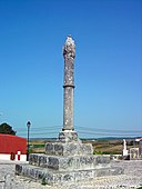 Pelourinho de Atouguia da Baleia - Portugal (22441342496).jpg
