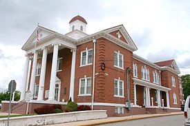 Pendleton County Courthouse in Franklin
