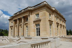 Petit Trianon, façades sud et ouest - DSC 0284.jpg