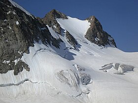 Pic de la Grave ve Girose buzulunun görünümü