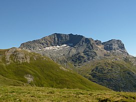 Piz Grisch dari Alp Andies.JPG