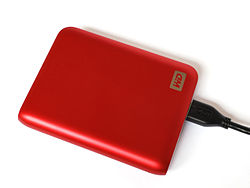 A My Passport Essential SE Edition External Hard Drive with 1 TB capacity Portable Hard Disk 1TB Western Digital.jpg