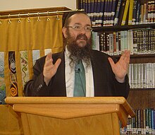 Rabbi Rapoport speaking Rabbi Rapoport speaking.JPG