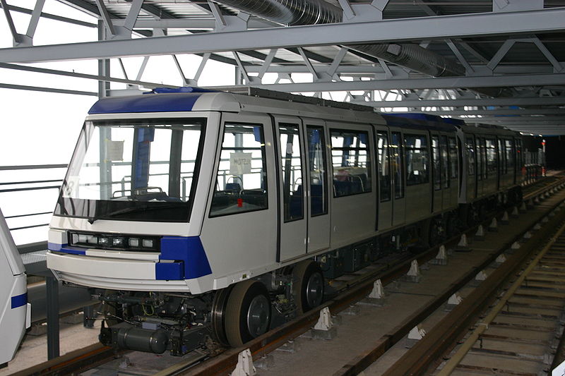 File:Rame m2 lausanne.JPG