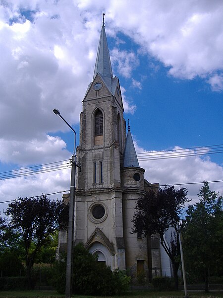 File:Reformed church Magyarcsanád.JPG