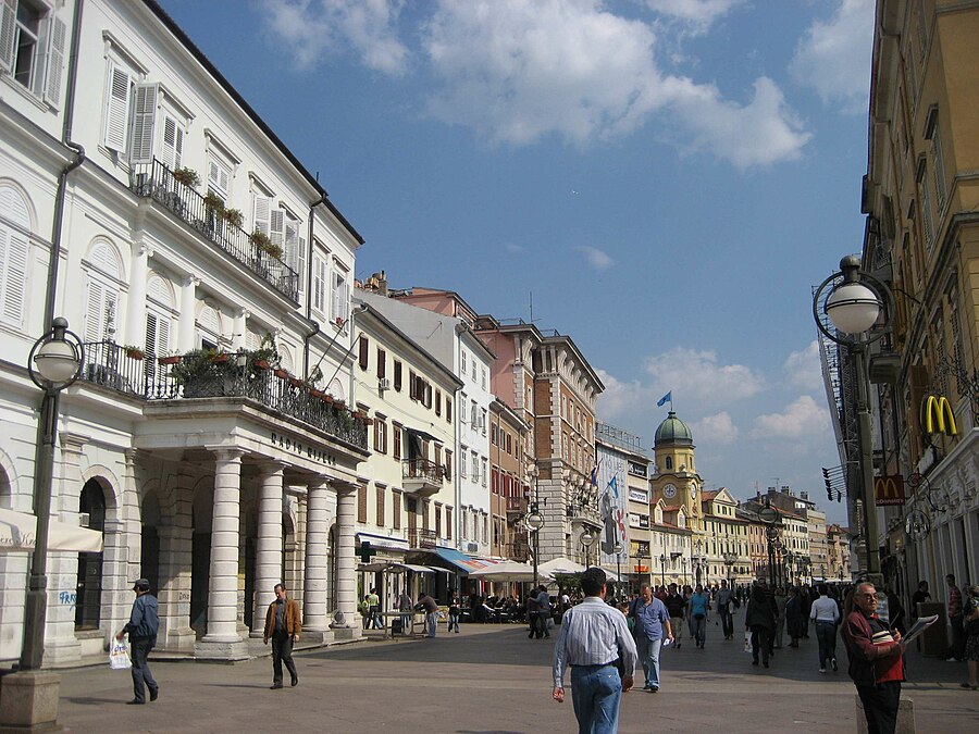 Rijeka-pedestrianstreet2