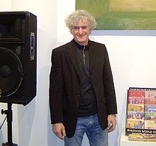 Rolf Biebl während einer Ausstellungseröffnung im Januar 2008