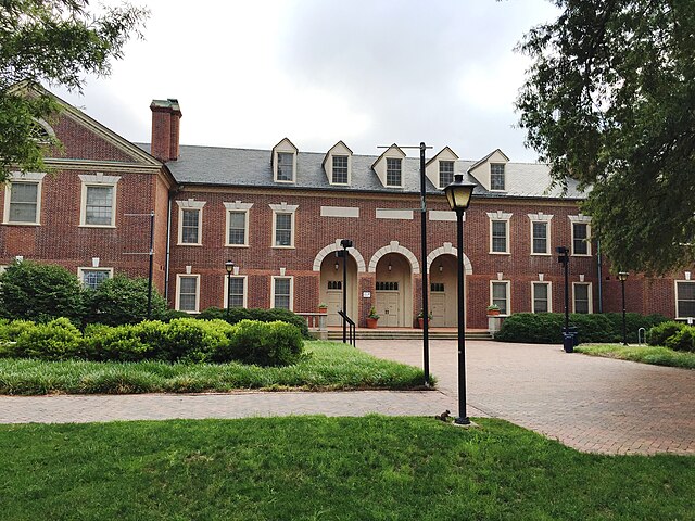 Rollins Hall along the Williamsburg Lawn