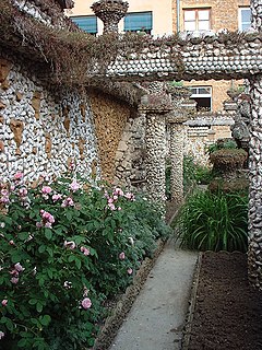 Jardin Rosa Mir garden in Lyon, France