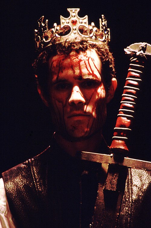 Edward the Black Prince (David Mendelsohn) in the American professional premiere of Edward III, staged by Pacific Repertory Theatre in August 2001