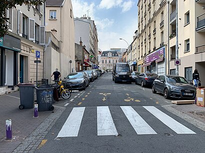 Comment aller à Rue Raoul Berton en transport en commun - A propos de cet endroit