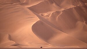 Deserto Erg: Area desertica costituita da sabbie disposte a dune