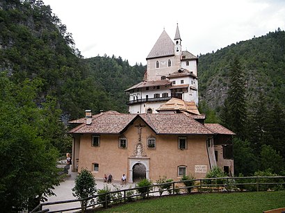 Come arrivare a Santuario di San Romedio con i mezzi pubblici - Informazioni sul luogo