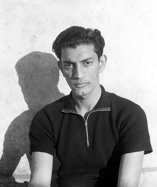 File:Satyajit-Ray-Young.jpg