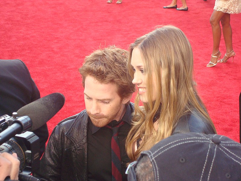 File:Seth Green & Clare Grantn.jpg