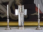 Fil:Silver crucifix Arnäs.jpg