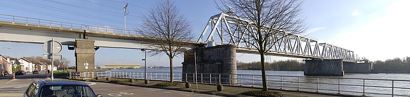 File:Sliedrecht Baanhoekbrug 006.jpg