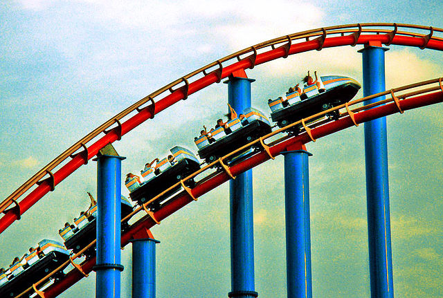 Archivo:Superman El ultimo escape - SIx Flags  - Wikipedia, la  enciclopedia libre