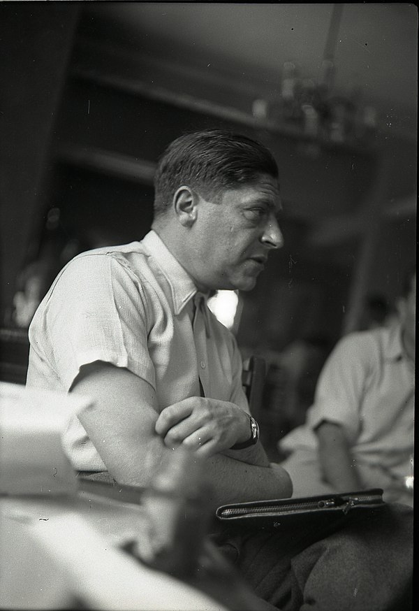 Arthur Koestler in Tel Aviv in 1949