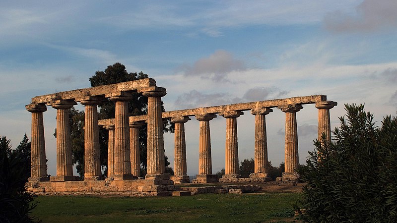 File:Tempio di Hera- Metaponto (MT).jpg