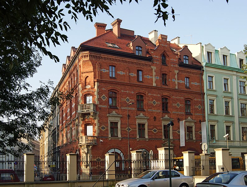 File:Tenement, 1892- designed by arch. Jan Sas-Zubrzycki & Józef Donhajzer, 3 Kurniki street, Krakow, Poland.jpg