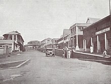 Kings Way Road in Kumasi, 1925 The National Archives UK - CO 1069-37-39.jpg