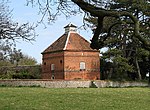 Dovecote, sekitar 30 Meter sebelah Selatan sebelah Timur Thornage Hall