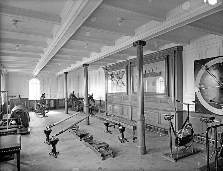 File:Titanic's first class gymnasium.jpg