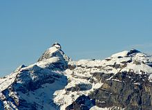 La sua cima, vista dalla Spina di Lupo