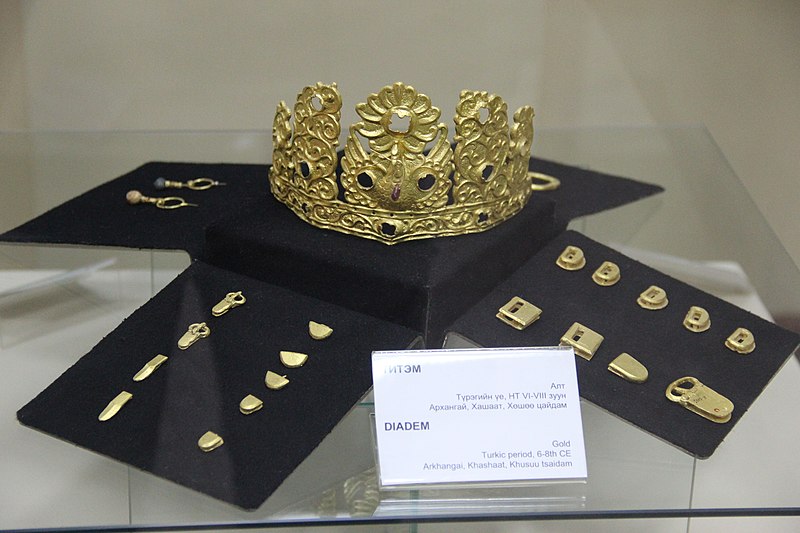 File:Turkic Gold Diadem, 6th-8th C. AD (35580752341).jpg