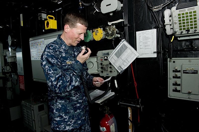 File:USS WILLIAM P. LAWRENCE (DDG 110) 130904-N-ZQ631-055 (9686047314).jpg