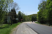 US Route 7 en direction sud entrant dans New Ashford MA.jpg